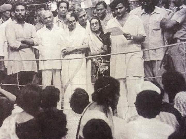 Sitaram Yechury forces Indira Gandhi to resign